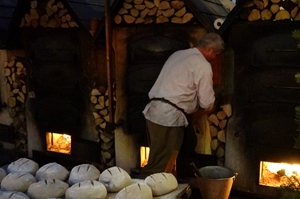 Mittelalterliche Holzofenbäckerei